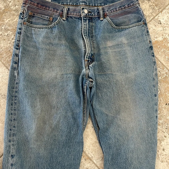 Levi’s 2 pair bundle mens size 38 x30 relaxed fit light  medium wash - Picture 9 of 17